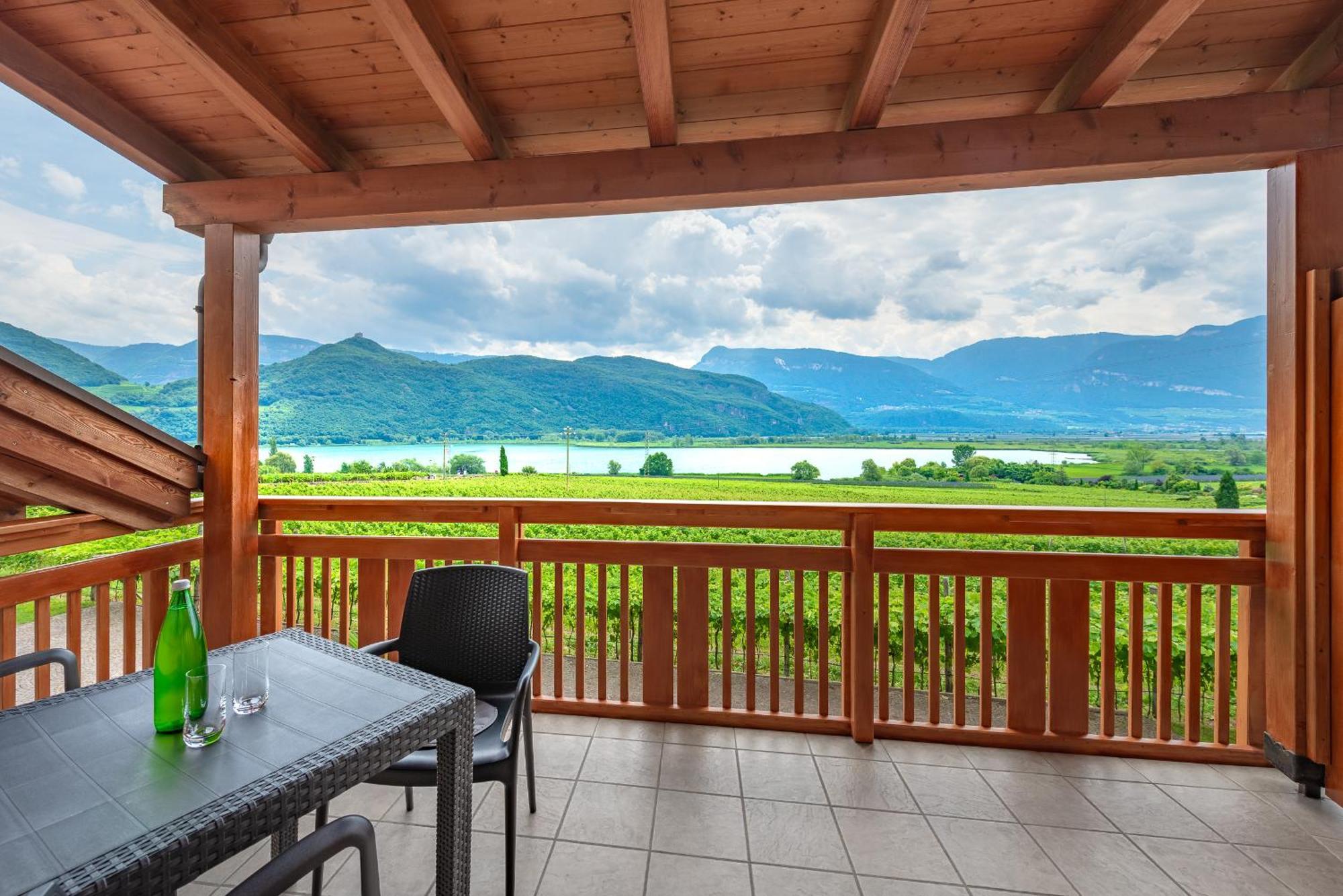 Weinhof Am See Caldaro Kültér fotó